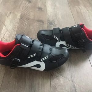 Peloton cycling shoes